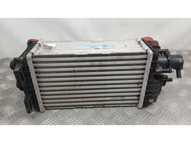 Recambio de intercooler para hyundai i 20 tecno mild-hybrid referencia OEM IAM 2827007360 DOOWAN 