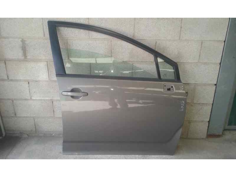 Recambio de puerta delantera derecha para toyota corolla verso (r1) 1.8 luna referencia OEM IAM   