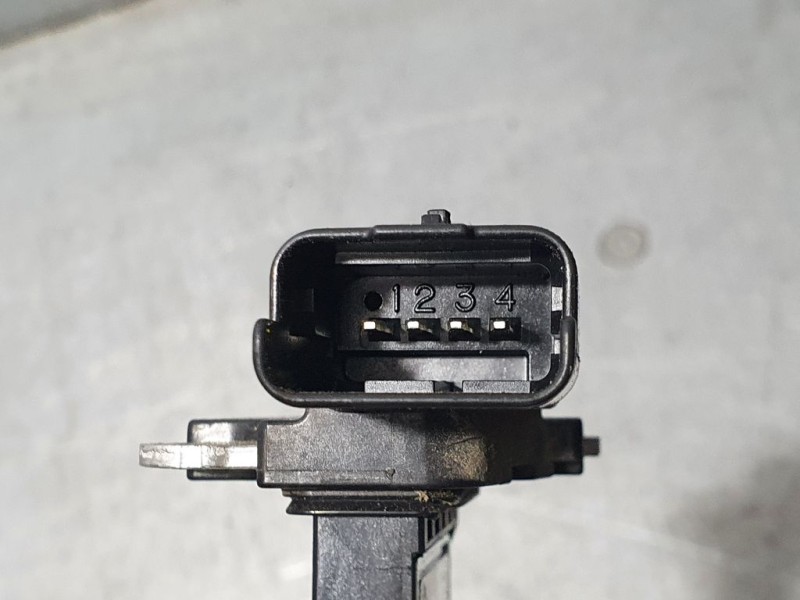Recambio de caudalimetro para citroën c4 cactus feel referencia OEM IAM 9677093080 AFH50M27 HITACHI