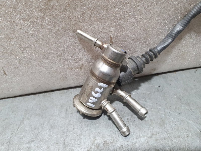 Recambio de inyector adblue para renault kangoo profesional referencia OEM IAM 208995377R L333402708 