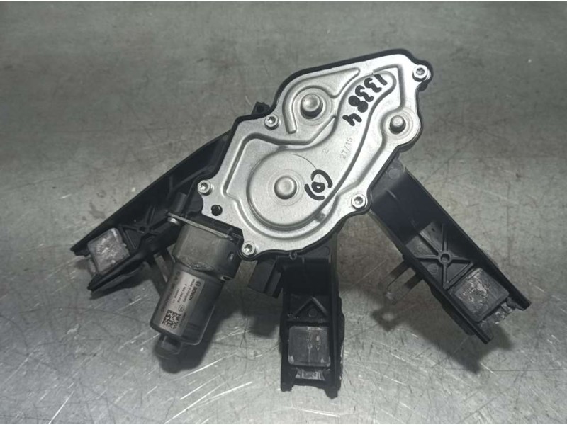 Recambio de motor limpia trasero para peugeot 308 style referencia OEM IAM 9677680580 0390208008 BOSCH