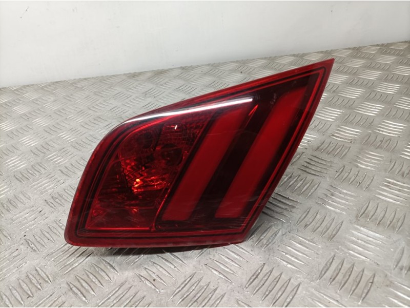 Recambio de piloto trasero derecho para peugeot 308 style referencia OEM IAM 9677818280  INTERIOR