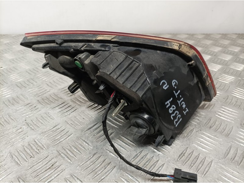 Recambio de piloto trasero derecho para peugeot 308 style referencia OEM IAM 9677818280  INTERIOR