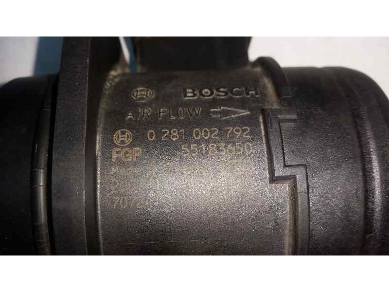 Recambio de caudalimetro para fiat bravo (198) 1.9 dynamic multijet referencia OEM IAM 0281002792 55183650 BOSCH
