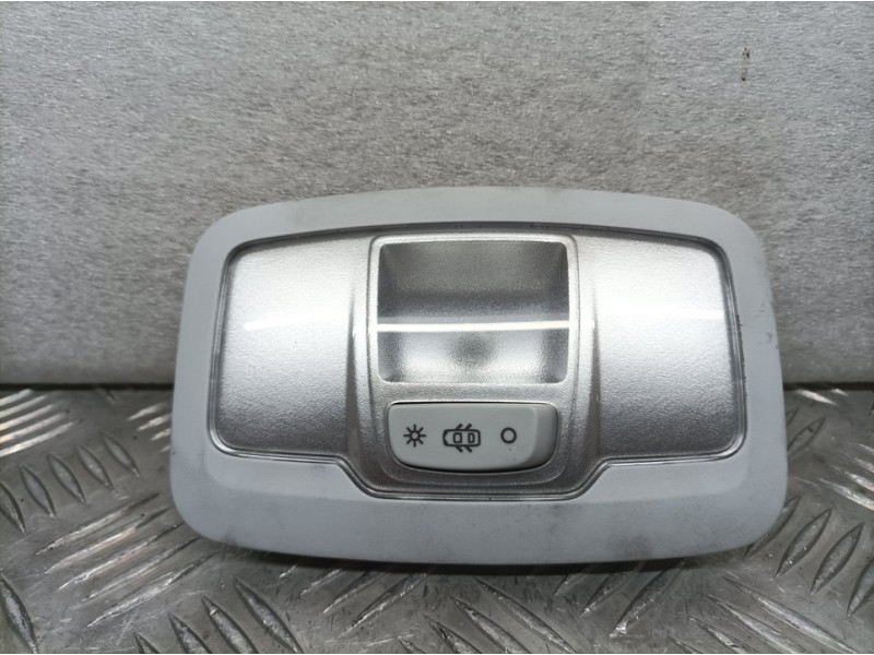 Recambio de luz interior para peugeot 308 active bussines referencia OEM IAM 96781443PR TRASERA 