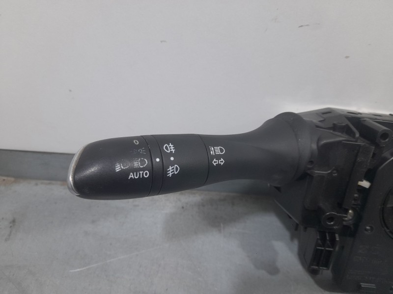 Recambio de mando luces y limpia para renault megane iv hatchback (b9a/m/n_) 1.2 tce 130 (b9mr) referencia OEM IAM 8341R 16Y10SD