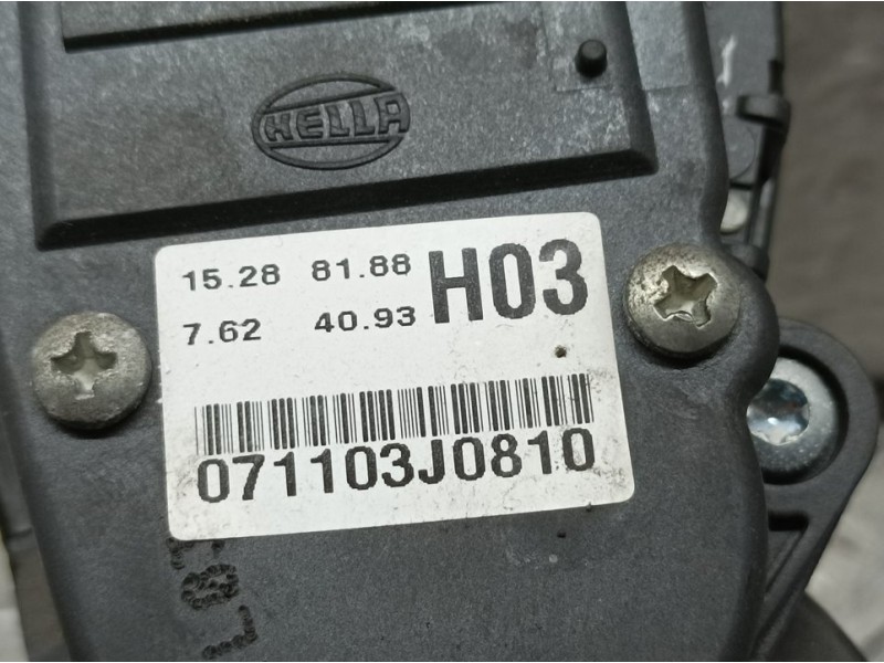 Recambio de potenciometro pedal para kia cee´d active referencia OEM IAM 071103J0810  HELLA