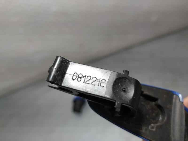 Recambio de maneta exterior delantera derecha para opel corsa f edition referencia OEM IAM 081221C  