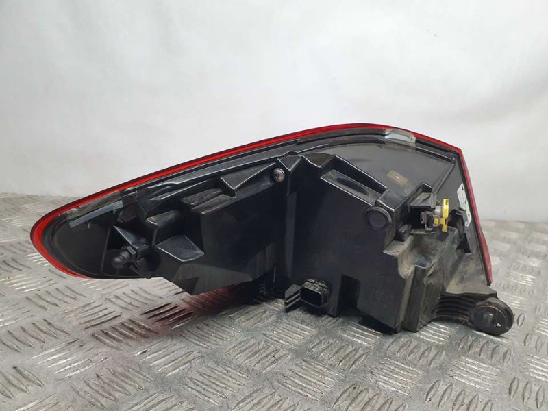 Recambio de piloto trasero derecho para bmw serie 1 lim. (f40) 118d m sport referencia OEM IAM 63217450644  EXTERIOR LED