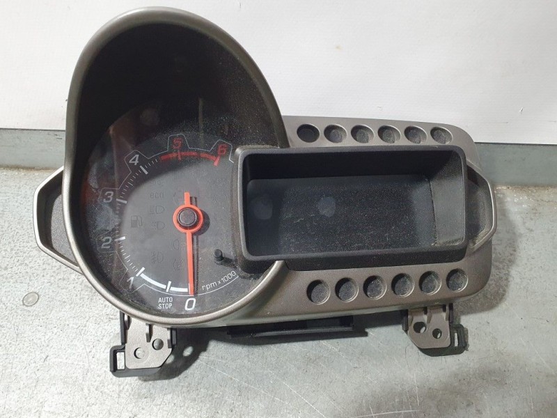 Recambio de cuadro instrumentos para chevrolet aveo sedán ltz referencia OEM IAM 95072532 ABKW SIN REFERENCIA