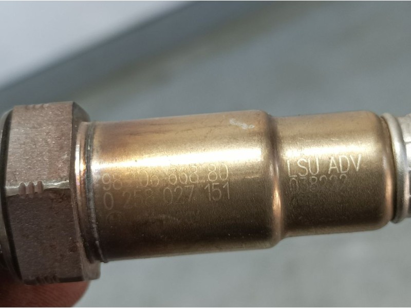 Recambio de sonda lambda para peugeot 208 (p2) allure referencia OEM IAM 9810666880 0258027151 BOSCH