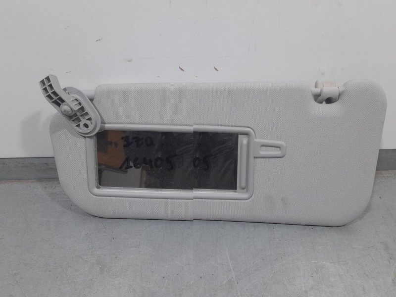 Recambio de parasol izquierdo para hyundai i 20 tecno mild-hybrid referencia OEM IAM 85110L1000  