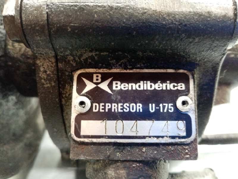 Recambio de depresor freno / bomba vacio para seat 124 ls referencia OEM IAM 104749  