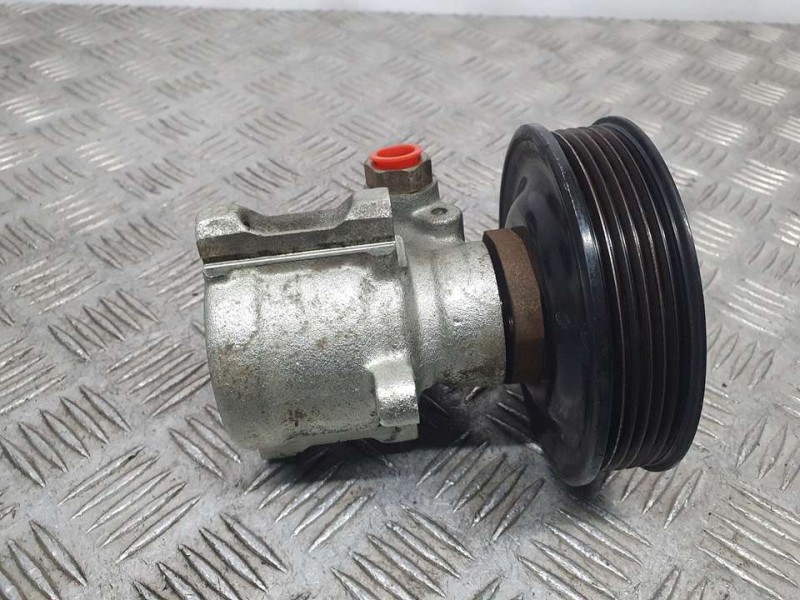 Recambio de bomba direccion para seat ibiza (6k1) signo referencia OEM IAM 26046395WB 030145157 