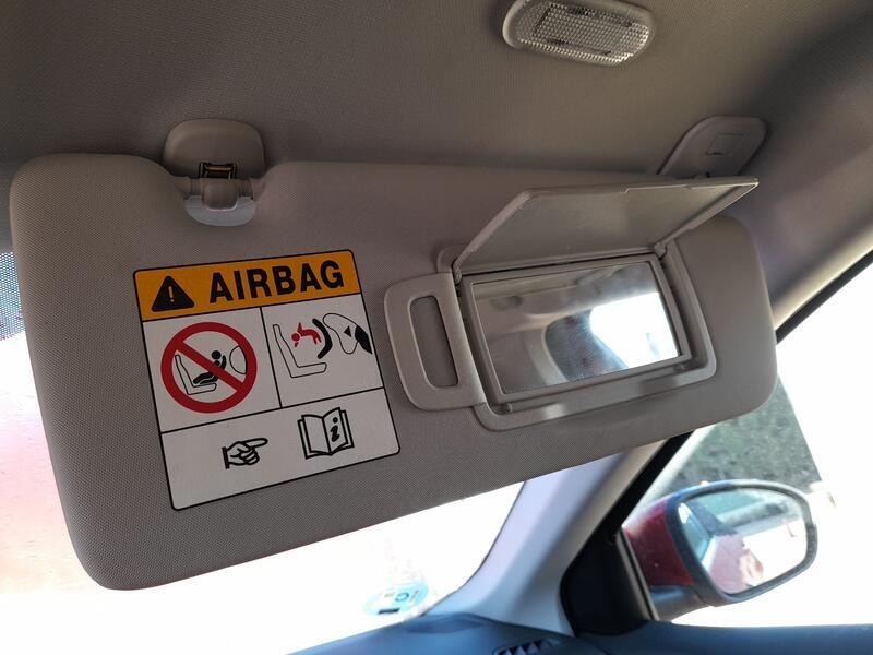 Recambio de parasol derecho para renault megane iv hatchback (b9a/m/n_) 1.2 tce 130 (b9mr) referencia OEM IAM 964001752R  