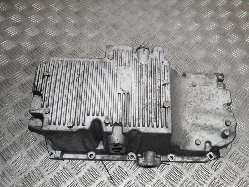 Recambio de carter para opel astra j lim. 2.0 16v cdti referencia OEM IAM 55582918  