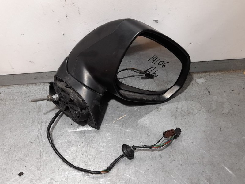 Recambio de retrovisor derecho para peugeot 3008 premium referencia OEM IAM 8153ZF  ELECTRICO/TOCADO 6 Y 2 CABLES