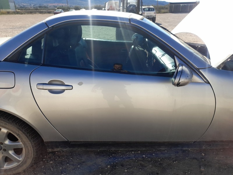 Recambio de puerta delantera derecha para mercedes-benz slk (r170) 230 kompressor (170.447) referencia OEM IAM A170720140528  