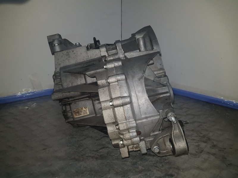 Recambio de caja cambios para ford focus lim. (cb4) trend referencia OEM IAM 8M5R7002 200608 6VELOCIDADES