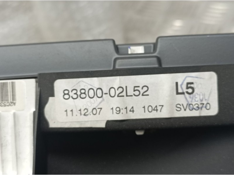 Recambio de cuadro instrumentos para toyota auris básico referencia OEM IAM 8380002L52  