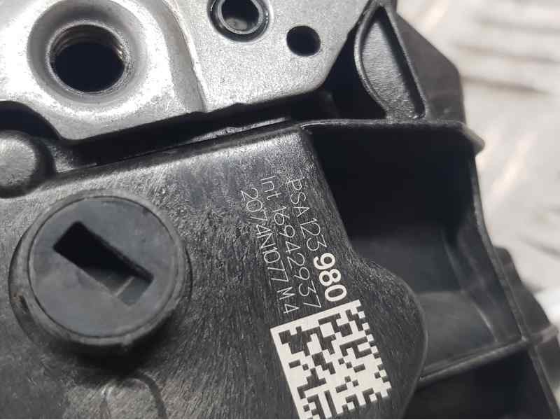 Recambio de cerradura puerta delantera derecha para citroën c3 origins referencia OEM IAM 9812398080  