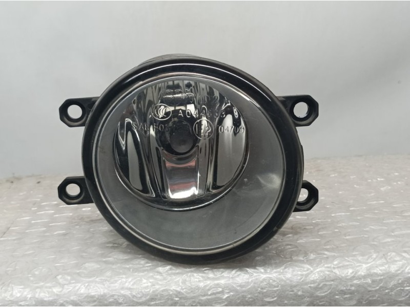 Recambio de faro antiniebla derecho para toyota auris básico referencia OEM IAM 812100D041 89206401 VALEO