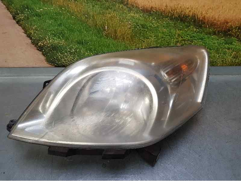 Recambio de faro izquierdo para peugeot bipper básico referencia OEM IAM 135318080 45570383 PULIR , PATAS ROTAS