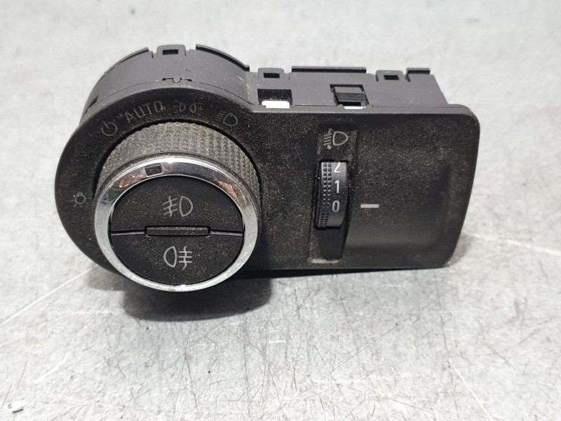 Recambio de mando luces para chevrolet aveo sedán ltz referencia OEM IAM 96892012 10009336 LK