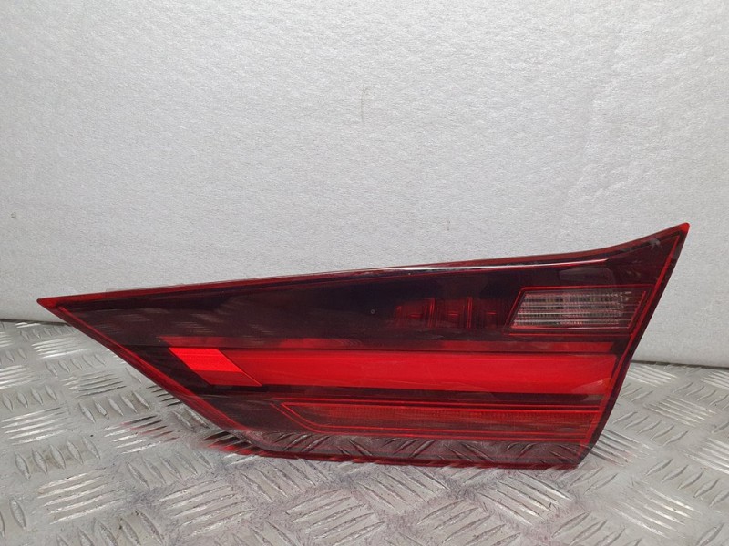 Recambio de piloto trasero derecho para bmw serie 1 lim. (f40) 118d referencia OEM IAM 63217450652 647752 INTERIOR