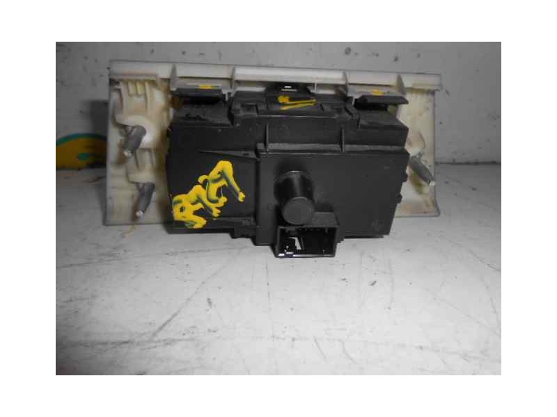 Recambio de mando luces para bmw serie 3 berlina (e90) 318d referencia OEM IAM 693279204  