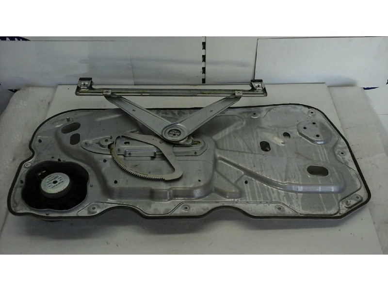 Recambio de elevalunas delantero izquierdo para ford focus berlina (cap) 2.0 tdci cat referencia OEM IAM 4M51B203A29MG  ELECTRIC