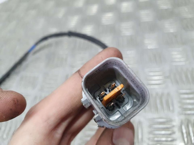 Recambio de sonda lambda para kia stonic (ybcuv) drive referencia OEM IAM 3921004110 9025030139 KEFICO