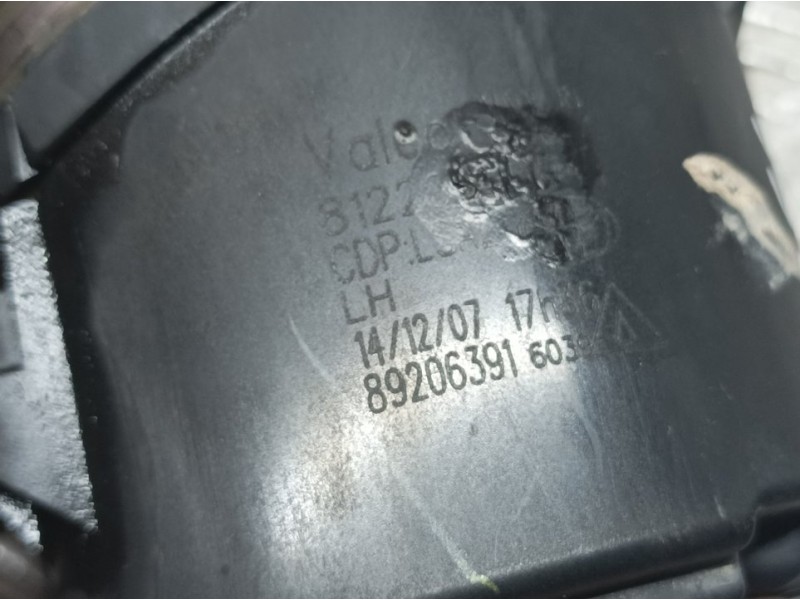 Recambio de faro antiniebla izquierdo para toyota auris básico referencia OEM IAM 89206391  VALEO