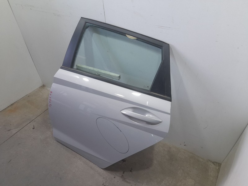 Recambio de puerta trasera izquierda para hyundai i 20 tecno mild-hybrid referencia OEM IAM 77003Q0000  