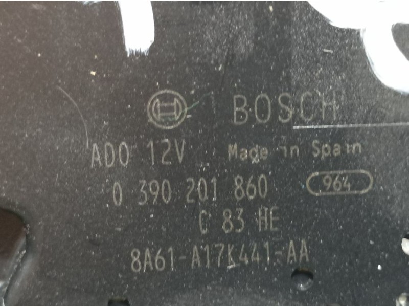 Recambio de motor limpia trasero para ford fiesta (cb1) trend referencia OEM IAM 8A61A17K441AA 0390201860 BOSCH