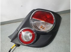 PILOTO TRASERO DERECHO 96831068 POCO ROZADO