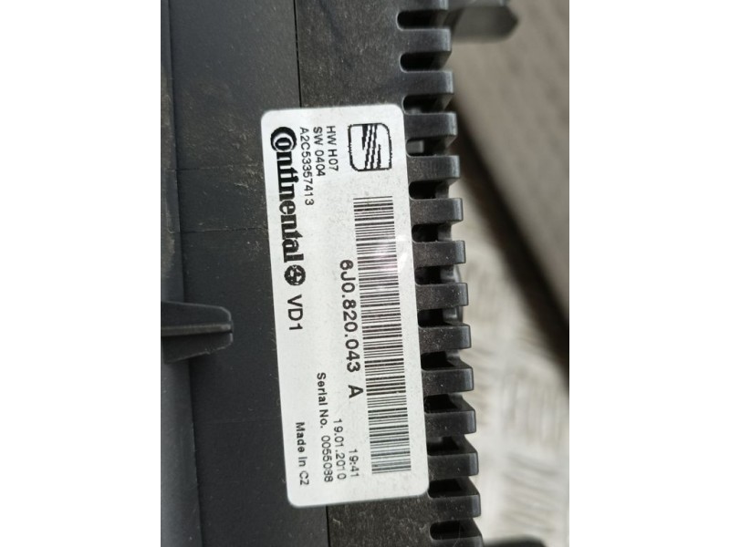 Recambio de mando climatizador para seat ibiza (6j5) stylance / style referencia OEM IAM 6J0820043A A2C53357413 CONTINENTAL