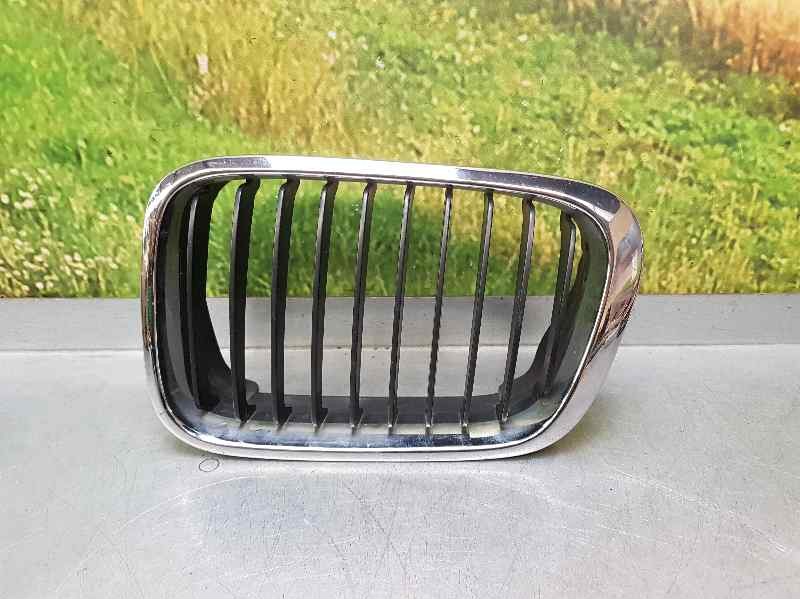 Recambio de rejilla delantera para bmw serie 3 compact (e46) 318ti referencia OEM IAM  PATAS ROTAS IZQUIERDA