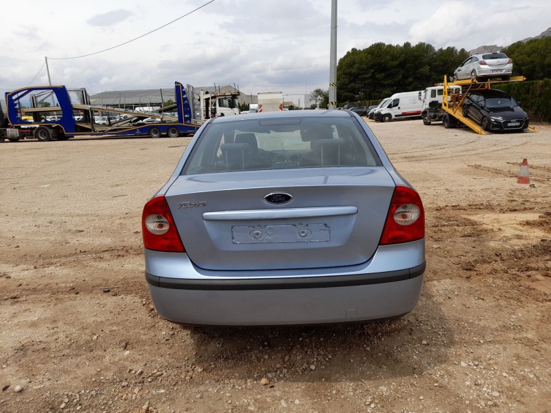 ford focus ii sedán (db_, fch, dh) del año 2005