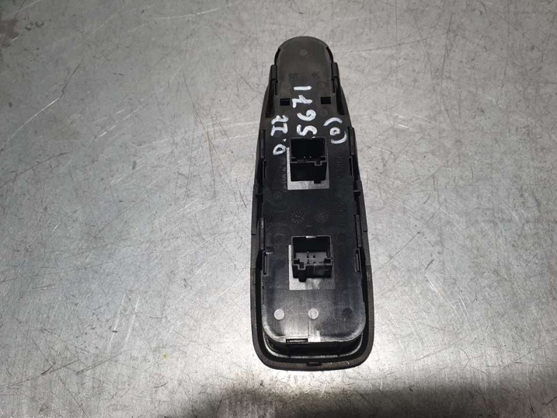 Recambio de mando elevalunas delantero izquierdo para citroën c4 picasso exclusive referencia OEM IAM 96639383ZD  C/ MANDO RETRO