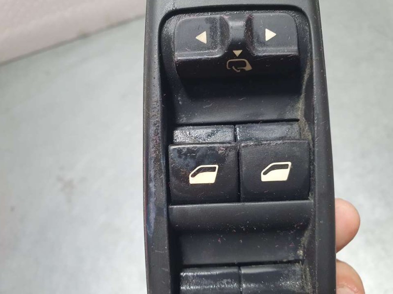 Recambio de mando elevalunas delantero izquierdo para citroën c4 picasso exclusive referencia OEM IAM 96639383ZD  C/ MANDO RETRO