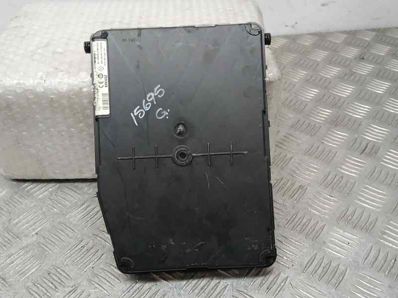 Recambio de caja reles / fusibles para renault scenic ii authentique referencia OEM IAM 8200780021 U118400260I SIEMENS