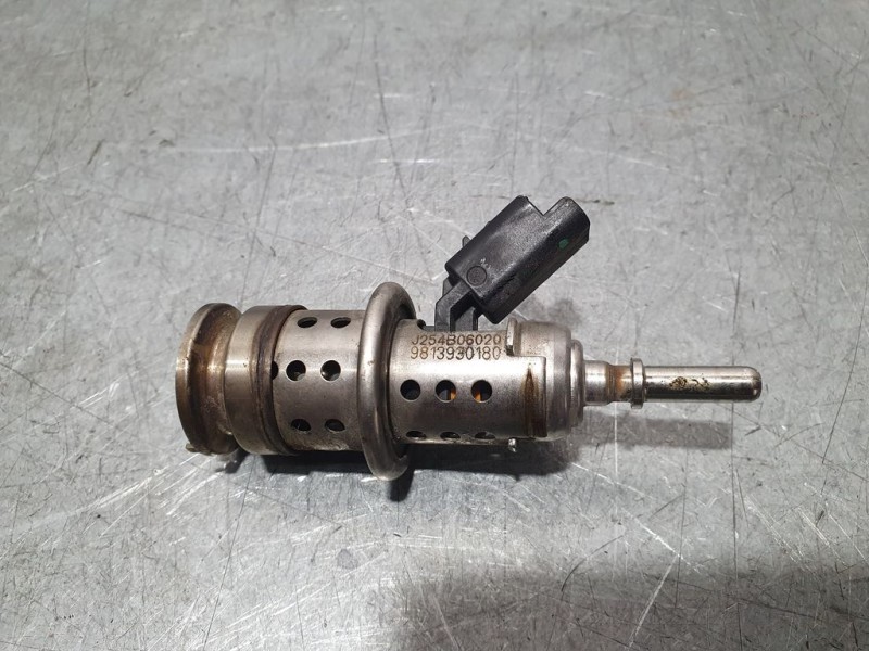 Recambio de inyector adblue para peugeot rifter allure standard referencia OEM IAM 9813930180 J254B06020 