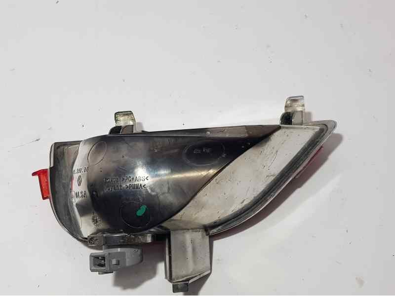 Recambio de piloto trasero derecho paragolpes para dacia sandero stepway referencia OEM IAM 033900  