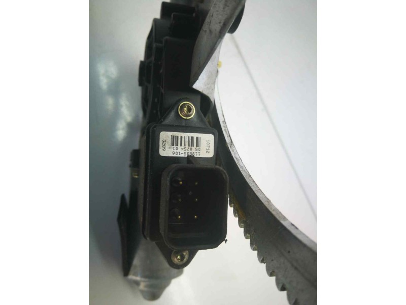Recambio de elevalunas delantero derecho para opel vectra b berlina 2.0 16v cat (x 20 xev / l34) referencia OEM IAM 103395100  6