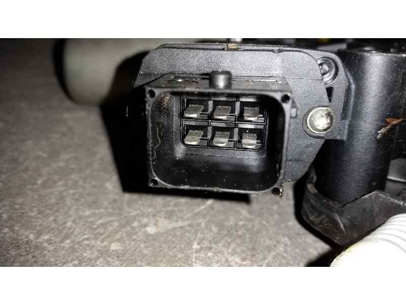 Recambio de elevalunas delantero derecho para opel corsa d catch me referencia OEM IAM  6 PINS ELECTRICO
