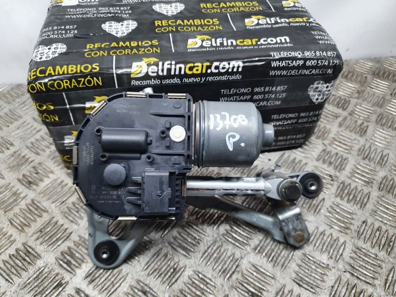Recambio de motor limpia delantero para peugeot 3008 access referencia OEM IAM 9671062380 3397021289 BOSCH DERECHO