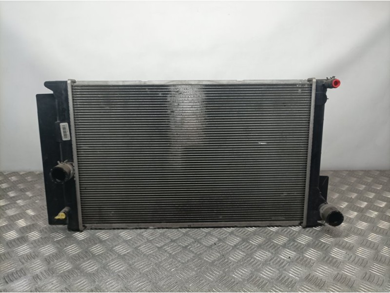 Recambio de radiador agua para toyota auris básico referencia OEM IAM 42213365120R 5225758 