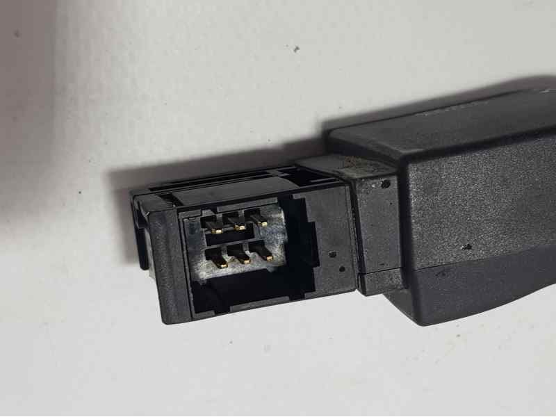 Recambio de mando radio para dacia sandero stepway referencia OEM IAM 8200950420 344422043AA 