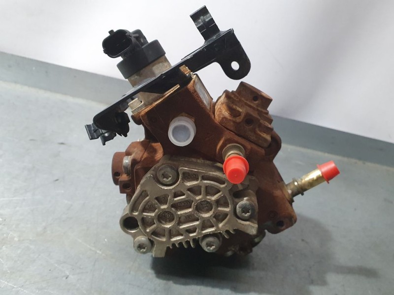 Recambio de bomba alta presion para citroën berlingo xtr 1,6 hdi 92 referencia OEM IAM 9683703780 0445010102 BOSCH